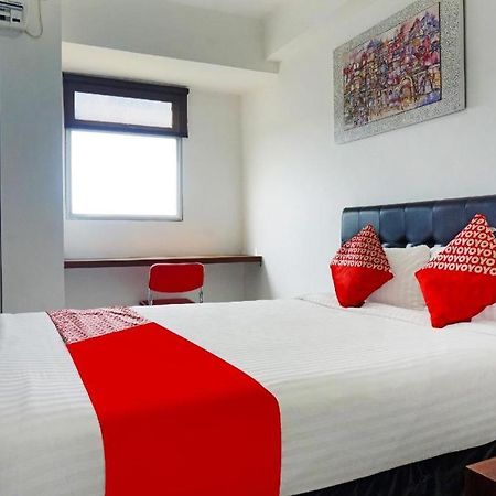 Oyo 91593 San San Rooms Apartment Gunung Putri Square غونونغبوتري المظهر الخارجي الصورة