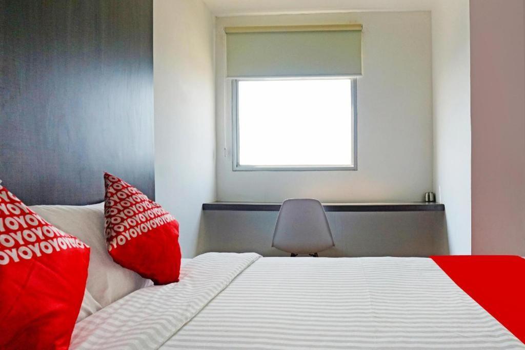 Oyo 91593 San San Rooms Apartment Gunung Putri Square غونونغبوتري المظهر الخارجي الصورة