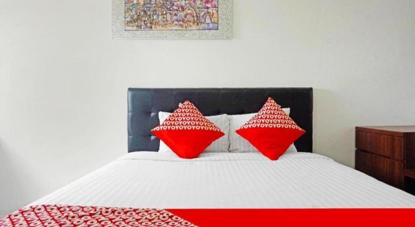Oyo 91593 San San Rooms Apartment Gunung Putri Square غونونغبوتري المظهر الخارجي الصورة